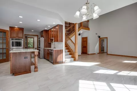 Living - 1263 Wisconsin 19, Marshall, WI 53559 photo 2 of 9