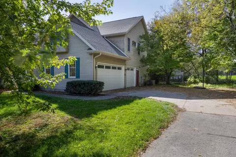 Exterior - 1263 Wisconsin 19, Marshall, WI 53559 photo 7 of 16