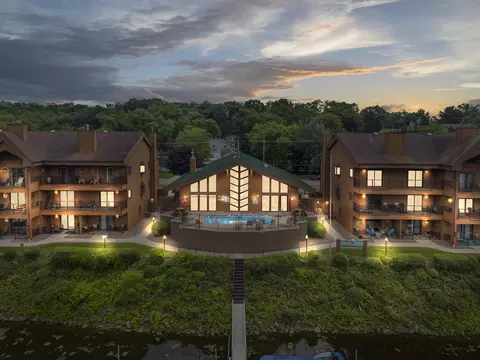 1137 River Rd #409, Wisconsin Dells, WI 53965