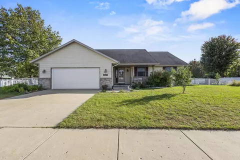 3653 Wildflower Ln, Janesville, WI 53548