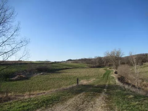 Nnn Asbury Road, Durango, IA 52039