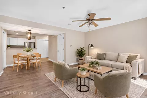 6720 Fairhaven Rd #10, Madison, WI 53719