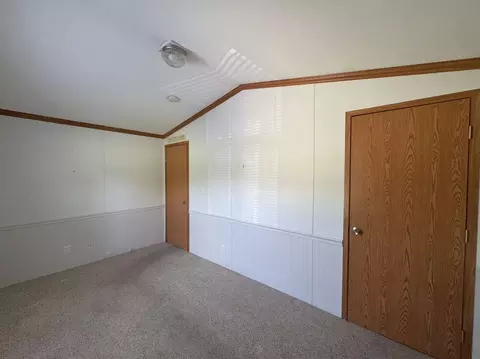 Bedroom - 2208 Edgeview Dr, Monroe, WI 53566 photo 8 of 9