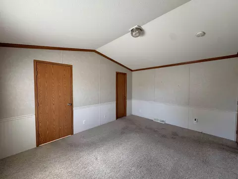 Bedroom - 2208 Edgeview Dr, Monroe, WI 53566 photo 2 of 9