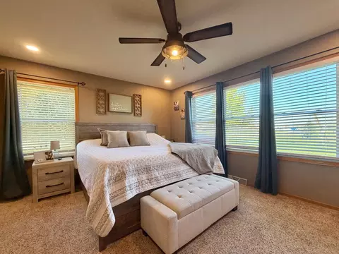 Bedroom - 1011 E Whippoorwill Way, Beloit, WI 53511 photo 1 of 4