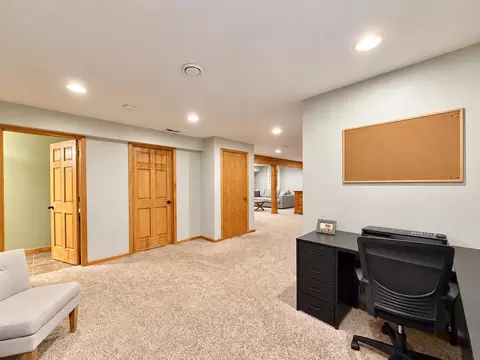 Entry Way - 1011 E Whippoorwill Way, Beloit, WI 53511 photo 1 of 2