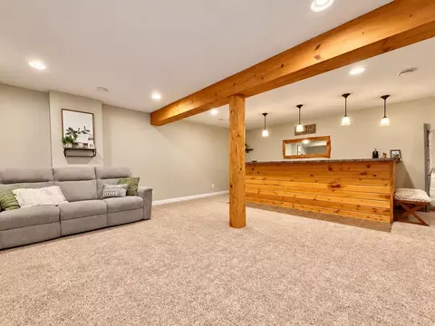 Living - 1011 E Whippoorwill Way, Beloit, WI 53511 photo 6 of 6