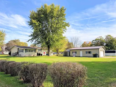 405 S Buchanan St, Prairie Du Chien, WI 53821