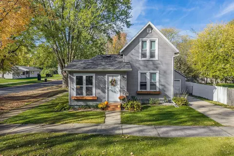 444 Ellinwood Ave, Reedsburg, WI 53959