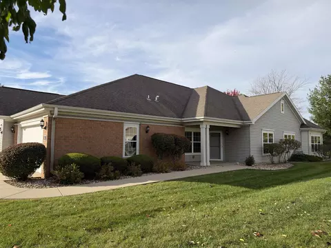 39 Northlight Way #15, Fitchburg, WI 53711