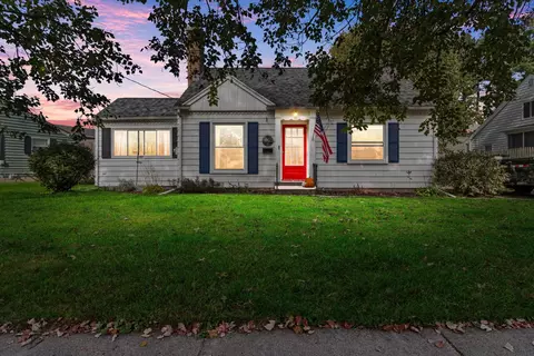1103 Sherman Ave, Janesville, WI 53545