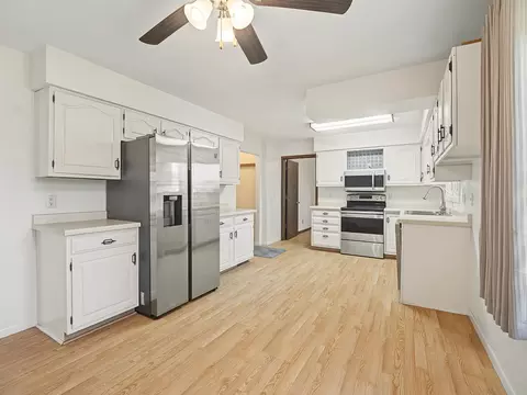 Kitchen - 106 25th Ave #B, Monroe, WI 53566 photo 1 of 6