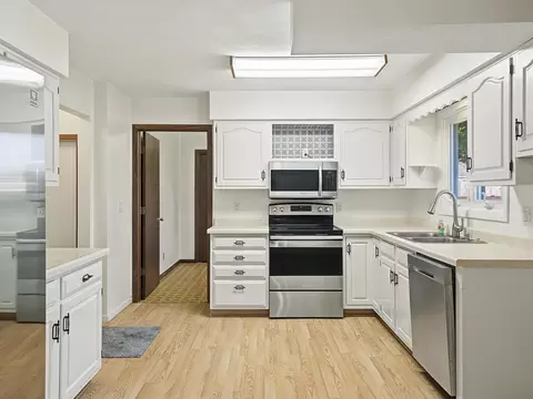 Kitchen - 106 25th Ave #B, Monroe, WI 53566 photo 2 of 6
