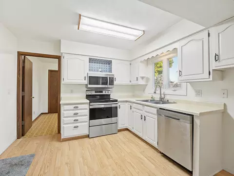 Kitchen - 106 25th Ave #B, Monroe, WI 53566 photo 4 of 6