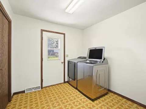 Other - 106 25th Ave #B, Monroe, WI 53566 photo 3 of 14