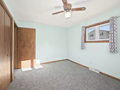 Bedroom - 106 25th Ave #B, Monroe, WI 53566 photo 3 of 7