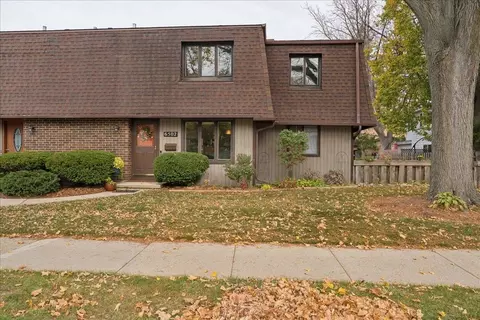 6502 Offshore Dr, Madison, WI 53705