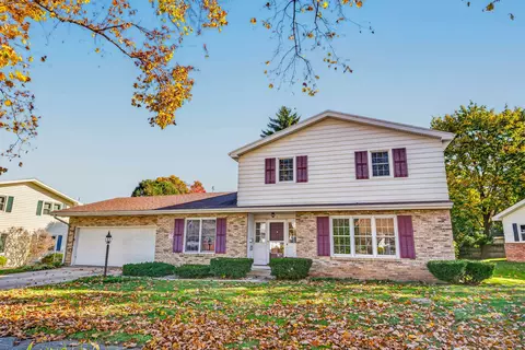 5 Parklawn Pl, Madison, WI 53705