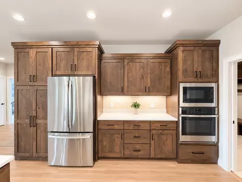 Kitchen - Unit 15 Timberlane Circle, Deforest, WI 53532 photo 2 of 2