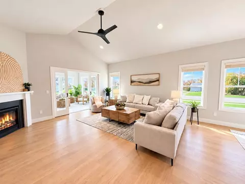 Living - Unit 15 Timberlane Circle, Deforest, WI 53532 photo 2 of 3