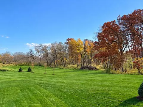 Exterior - Unit 15 Timberlane Circle, Deforest, WI 53532 photo 4 of 5