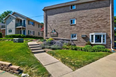 3320-3324 Milwaukee St, Madison, WI 53703