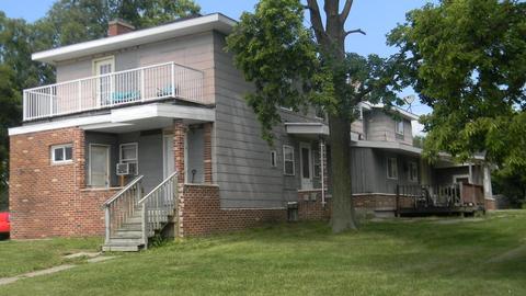 308 E Oak St, Sparta, WI 54656 photo 1