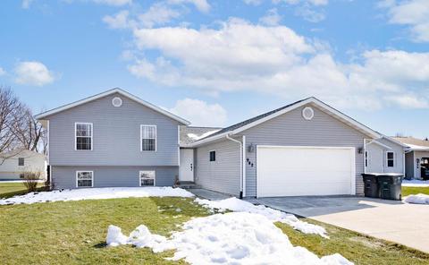 942 Parkwood Ln, Jefferson, WI 53549