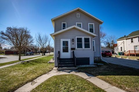 52 W Scott St, Fond Du Lac, WI 54935