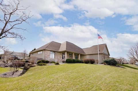 1515 Stacy Ln, Fort Atkinson, WI 53538