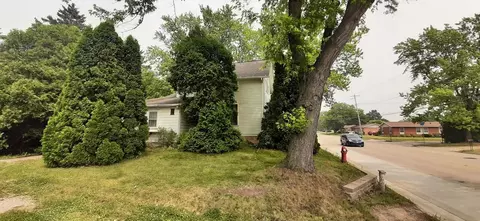 1206 W Main St, Watertown, WI 53098