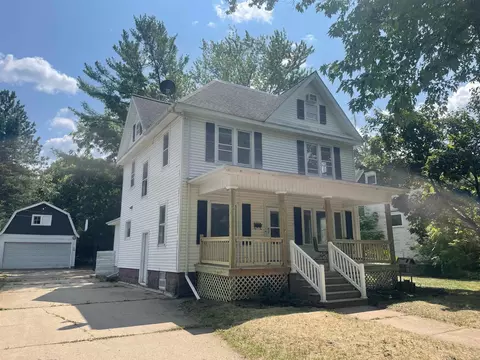 176 E Moore St, Berlin, WI 54923 photo 1