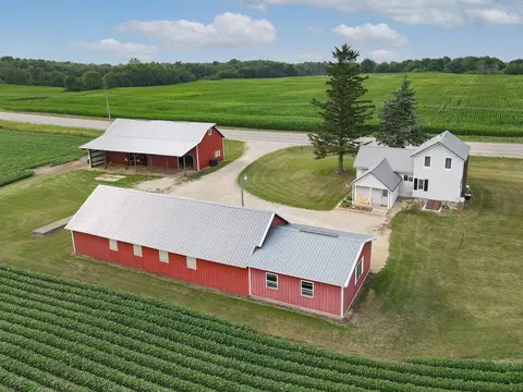 w2607 Wisconsin 106, Jefferson, WI 53549