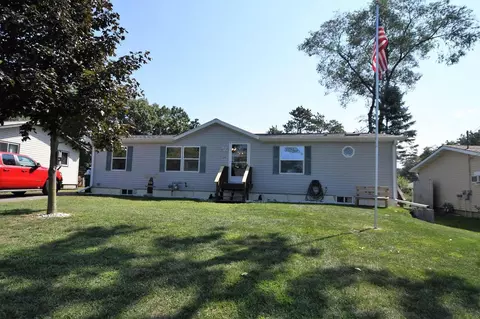 326 Douglas Ave, Montello, WI 53949