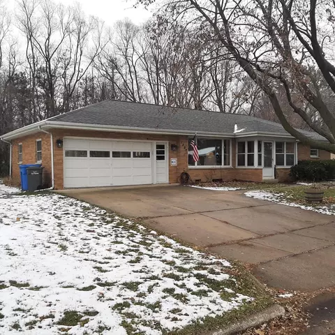 1209 Virginia Ave, Watertown, WI 53098