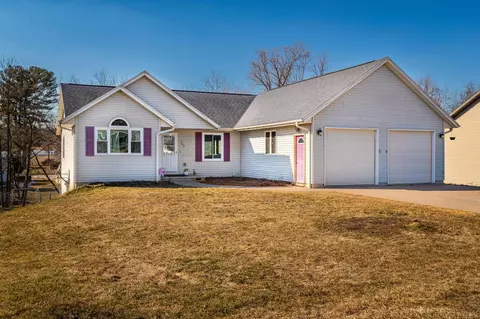 740 Arrowhead Blvd, Wilton, WI 54670