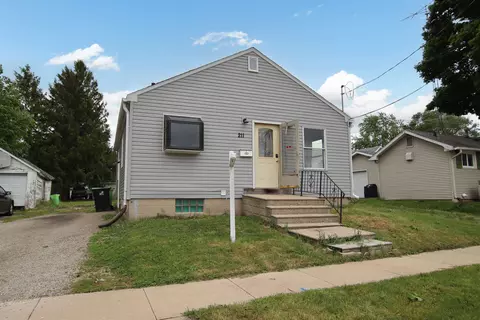 211 N Forest St, Waupun, WI 53963