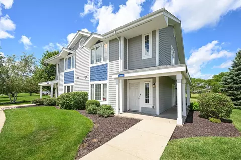 698 Geneva National Ave #06-28, Lake Geneva, WI 53147
