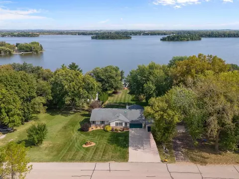 n4978 Butternut Trail, Juneau, WI 53039