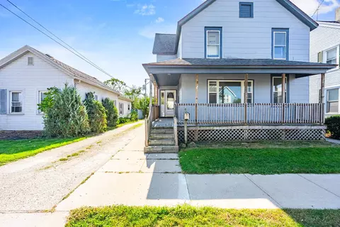 42 E 10th St, Fond Du Lac, WI 54935