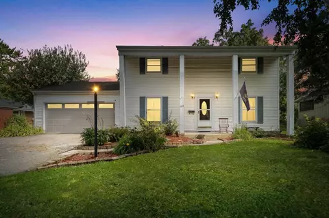 314 W 2nd Ave, Elkhorn, WI 53121