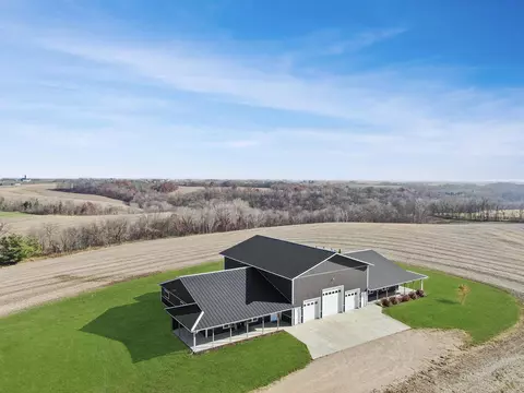 e3161 Wisconsin 56, Genoa, WI 54632