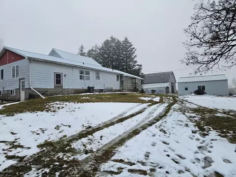 29355 Octopus Rd, Cashton, WI 54619