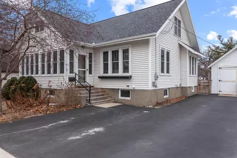 610 Park St, Waupun, WI 53963