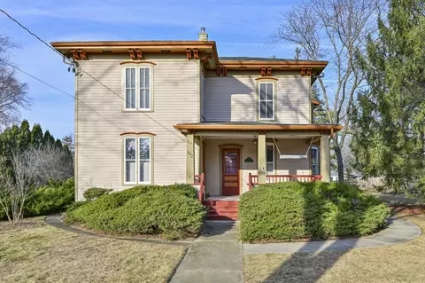 952 W Highland St, Whitewater, WI 53190