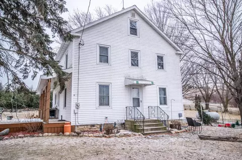 n5673 County Road W, Mount Calvary, WI 53057