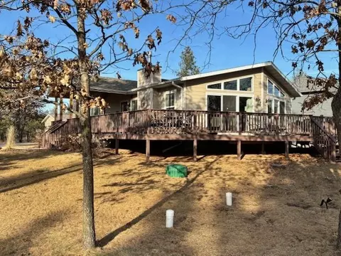 1317 Bogey Trl, Nekoosa, WI 54457