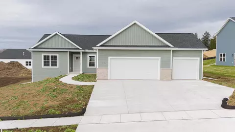 102 Chestnut Ct, Theresa, WI 53091