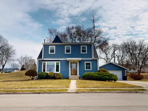 236 N Cairo Ave, Jefferson, WI 53549
