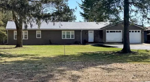 1429 Oconomowoc Ave, Watertown, WI 53094